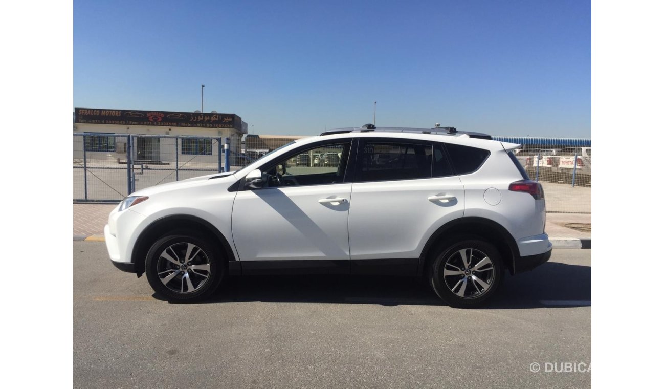 تويوتا راف ٤ TOYOTA RAV4 XLE FULL OPTION