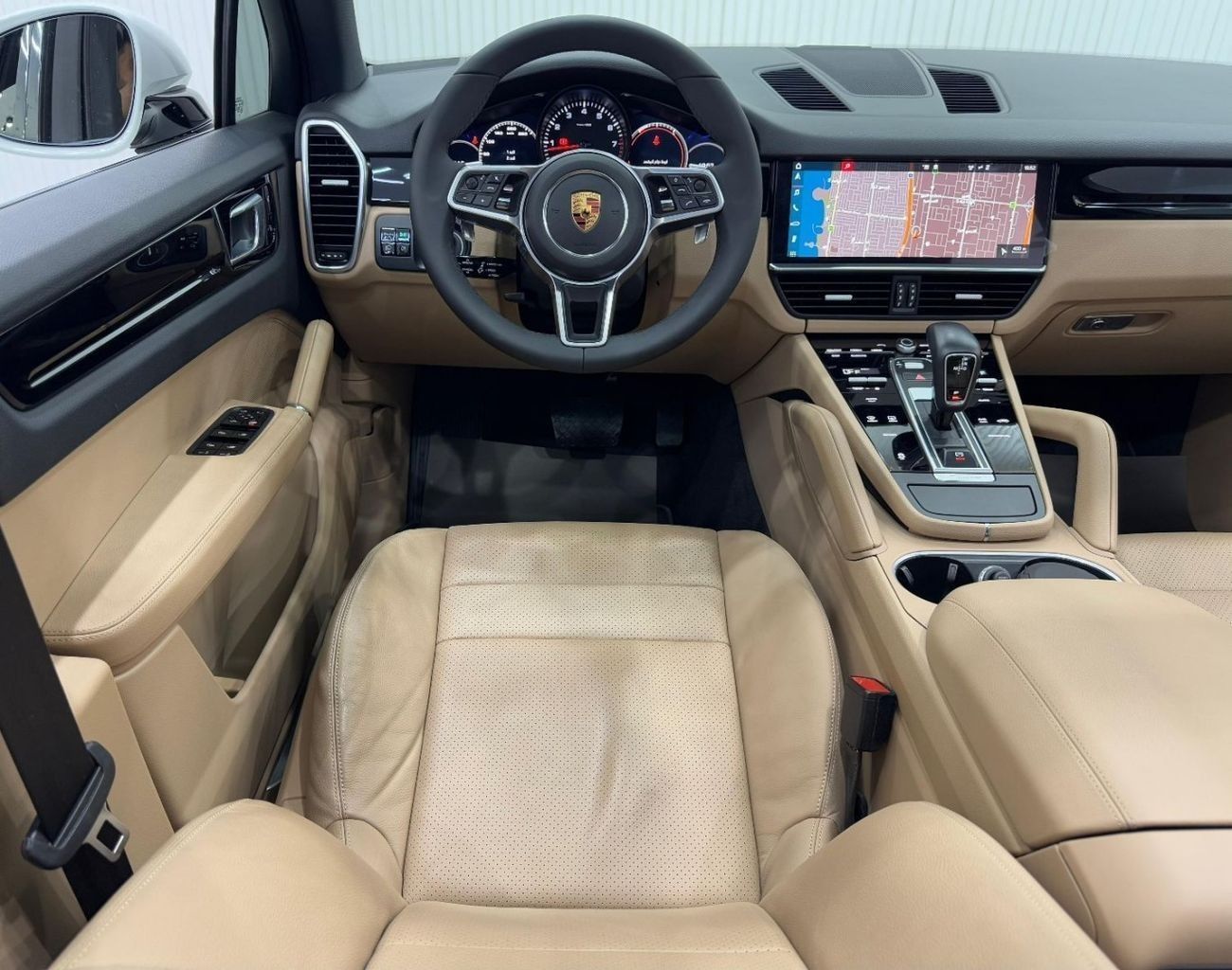 Porsche Cayenne Std 3.0L (340 HP) 2018 Porsche Cayenne, Warranty, Full Porsche Service History, GCC