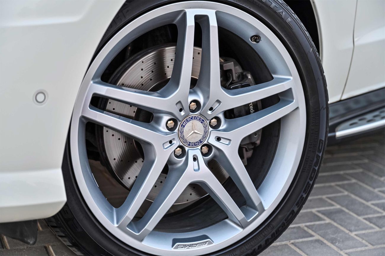 Mercedes-Benz ML 500 AMG V8 | 1,743 P.M | 0% Downpayment | Full Option | Exceptional Condition!