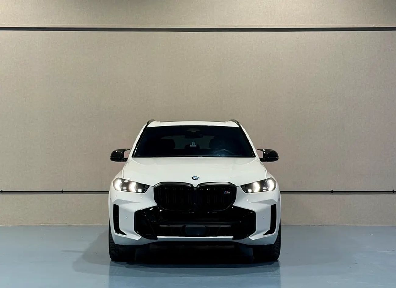 BMW X5 X5M60i GCC FHS WITH 5 YEARS WARRANTY SERVICE LOW KM