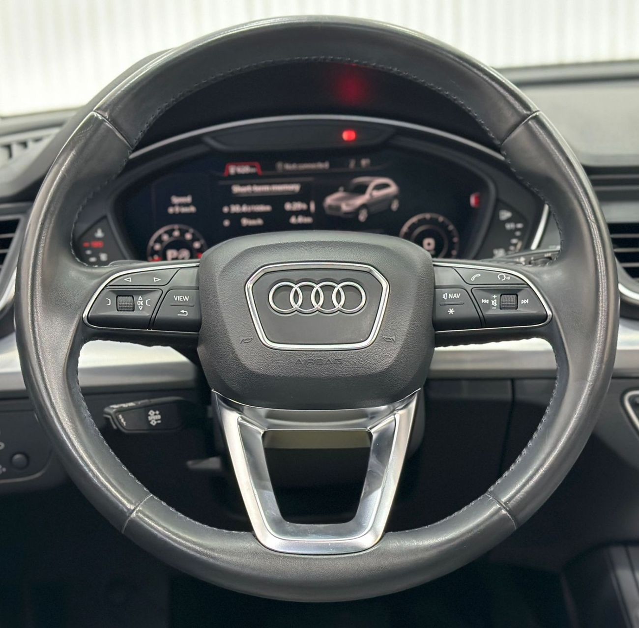 أودي Q5 45 TFSI quattro بايسيك