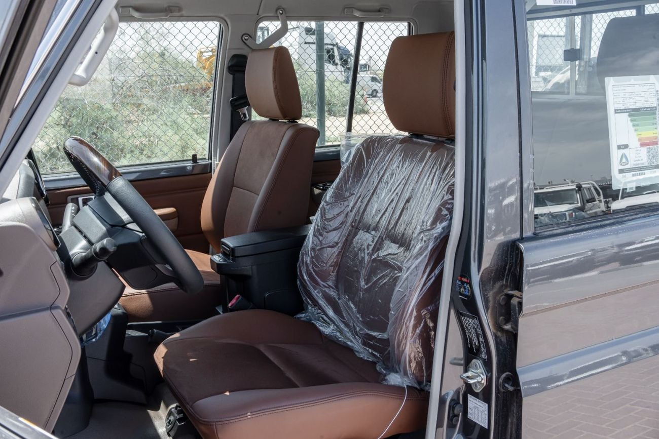 تويوتا لاند كروزر بيك آب 2026 Toyota Land Cruiser LC79 DC 4.0L AT Petrol (Full Option)