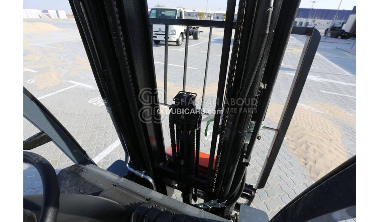 Toyota Fork lift DIESEL 2.5 TON, 3 STAGE W/ SIDE SHIFT 3 LEVER,4.7M LIFT HEIGHT MY23