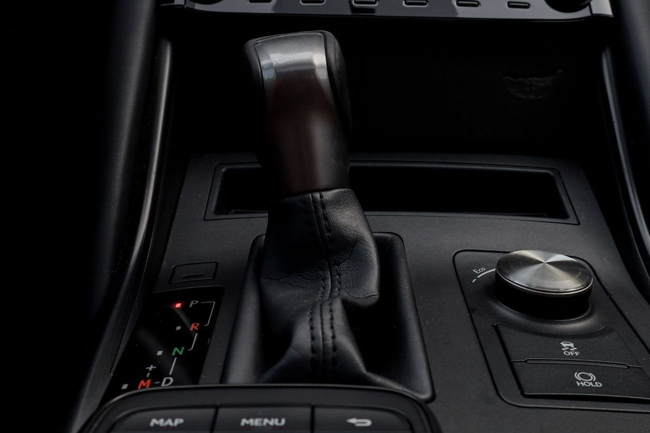 Lexus IS300 Premier Lexus IS300 2021 GCC under Warranty with Flexible Down-Payment.