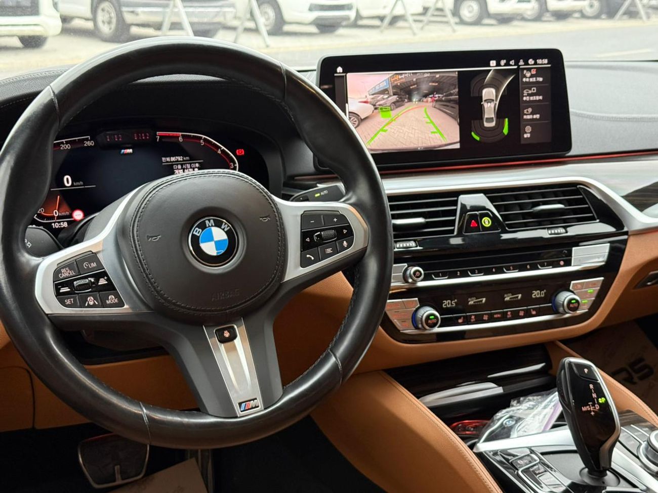 بي أم دبليو 520i M Sport Comfort 2.0T