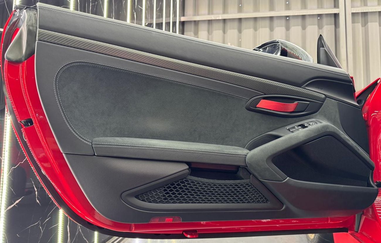 Porsche 718 Cayman GT4 RS 4.0L (493 HP) A/T