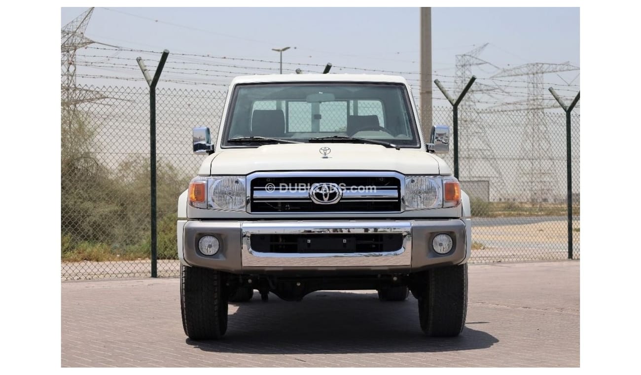 Toyota Land Cruiser Pick Up TOYOTA_LAND_CRUISER_PICK_UP_SINGLE_4.0_V6_GASOLINE_2022