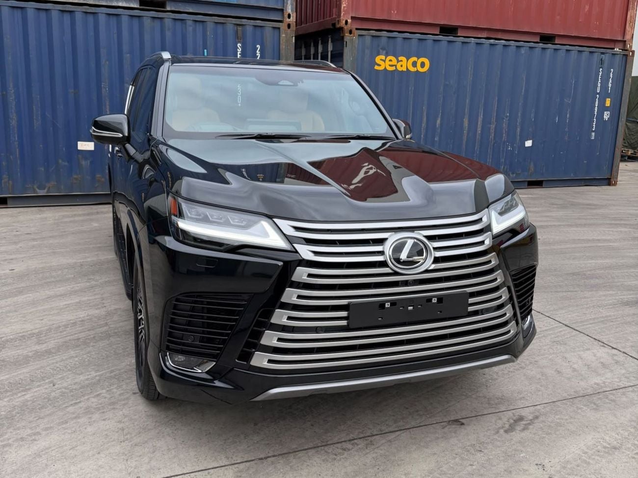 Lexus LX700h SPORT LUXURY 3.5L TWIN TURBO V6 HYBRID 7 SEATS (EXPORT ONLY)