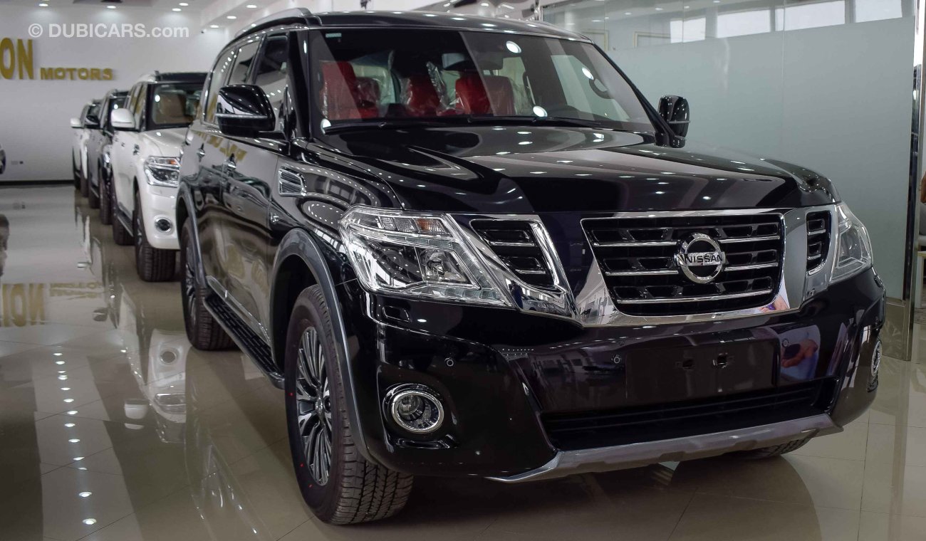 Nissan Patrol تيتانيوم بمواصفات خاصة اضاءه بالسقف