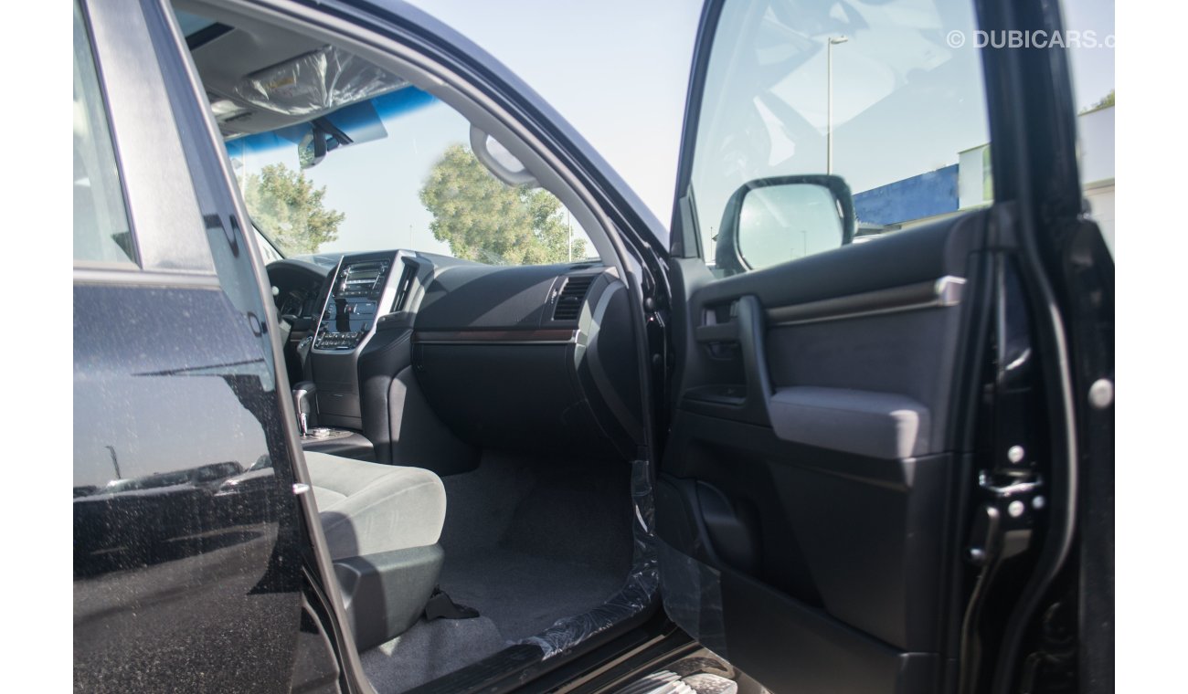 Toyota Land Cruiser - GXR - 4.5L - STANDARD WITH SUNROOF