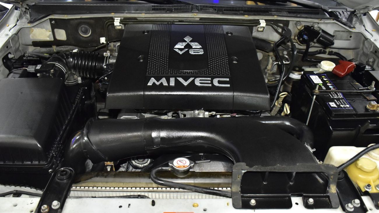 Mitsubishi Pajero EXCELLENT DEAL for our Mitsubishi Pajero GLS 3.8L 3 Doors ( 2014 Model ) in Silver Color GCC Specs