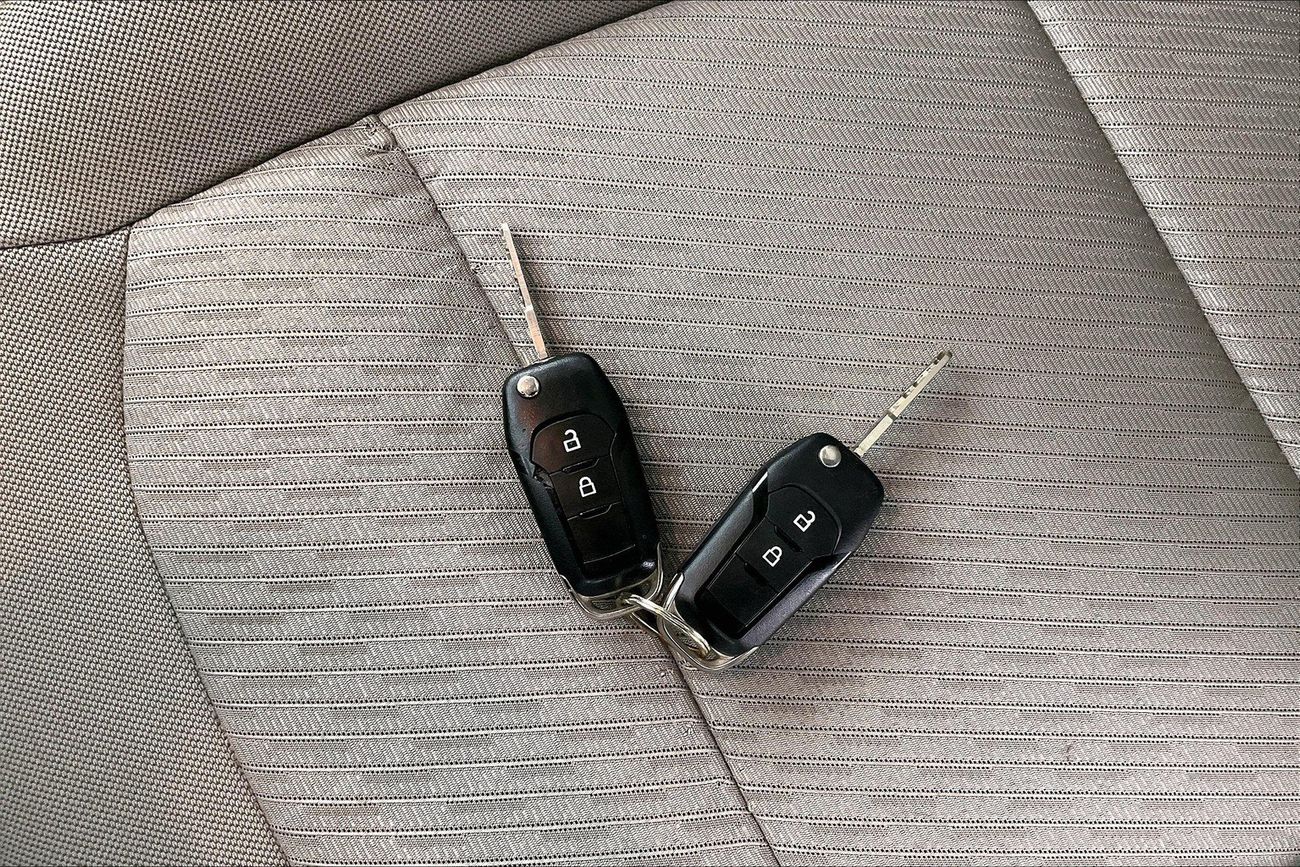 Ford Explorer XL / Standard | National Day Celebration | Guaranteed Warranty | 0 Down Payment