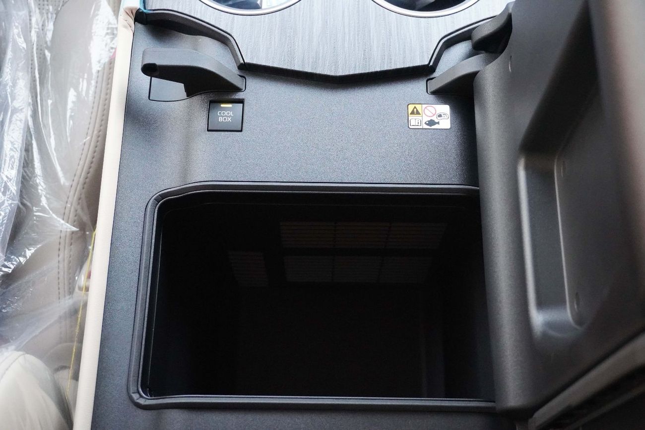 Toyota Land Cruiser 3.5T VXR Hybrid