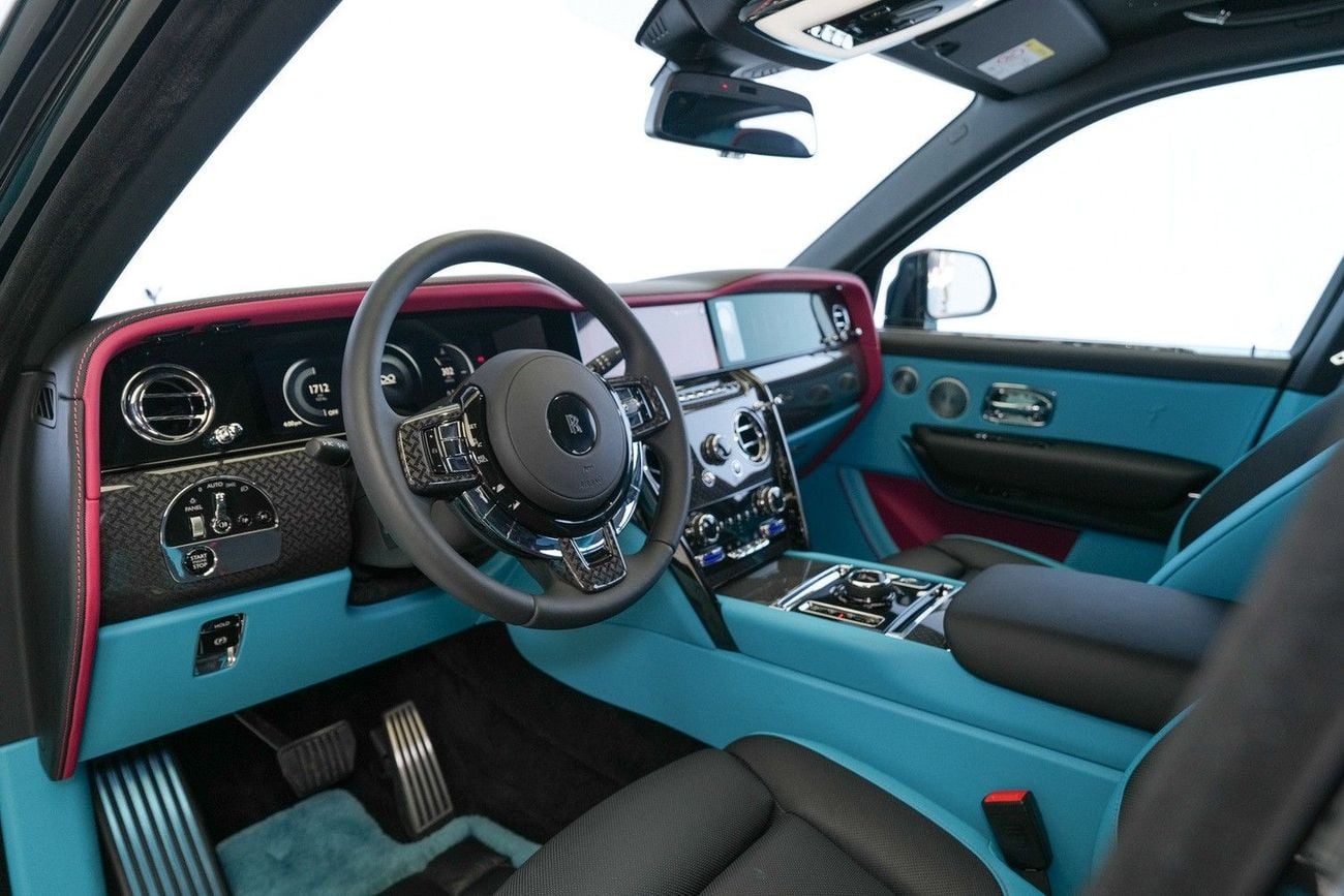 Rolls Royce Cullinan BLACK BADGE