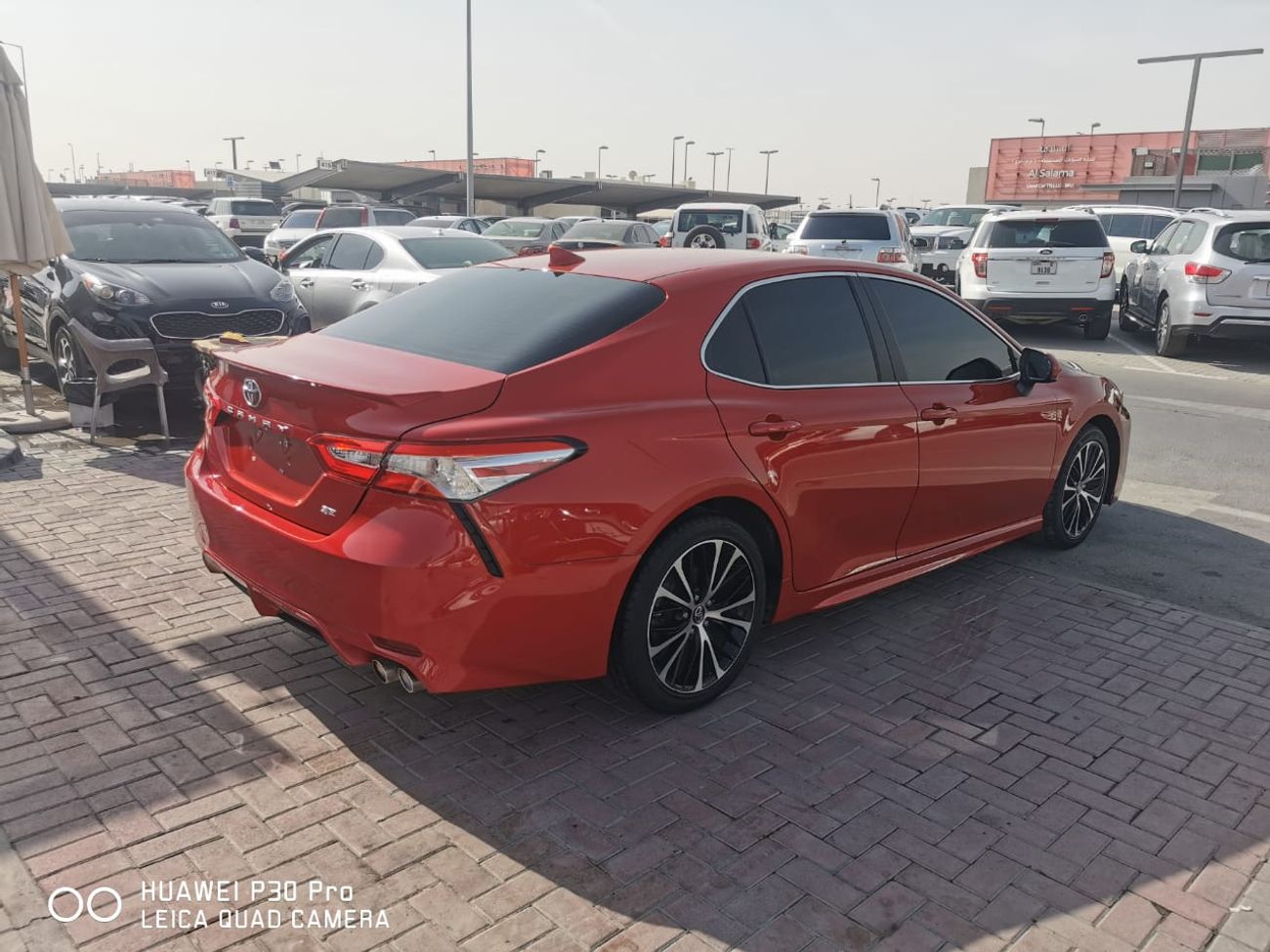 Toyota Camry SE 2.5L (181 HP) Excellent condition & luxury feel