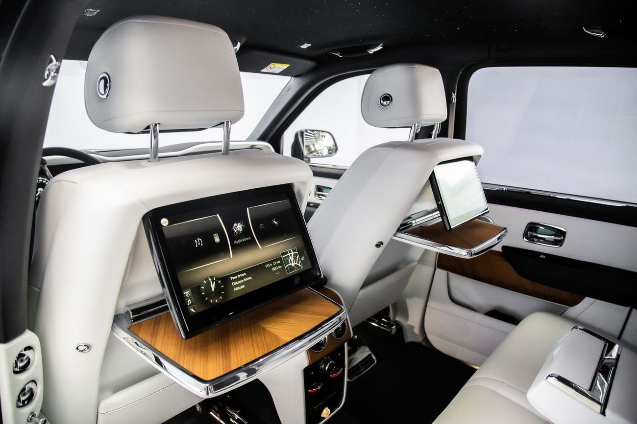 Rolls-Royce Cullinan Rolls Royce Cullinan Black Badge