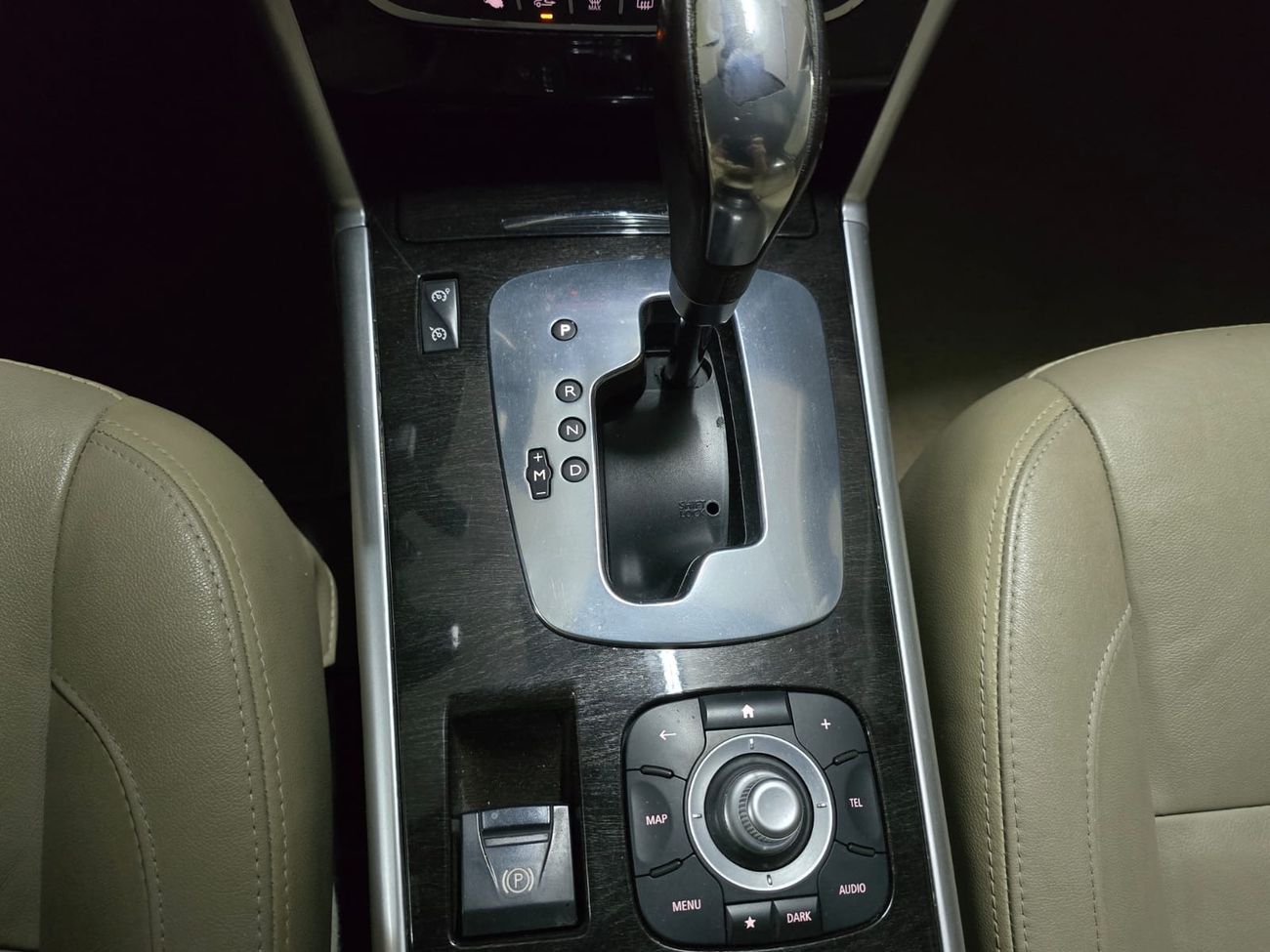 Renault Safrane 3.5 V6 FWD