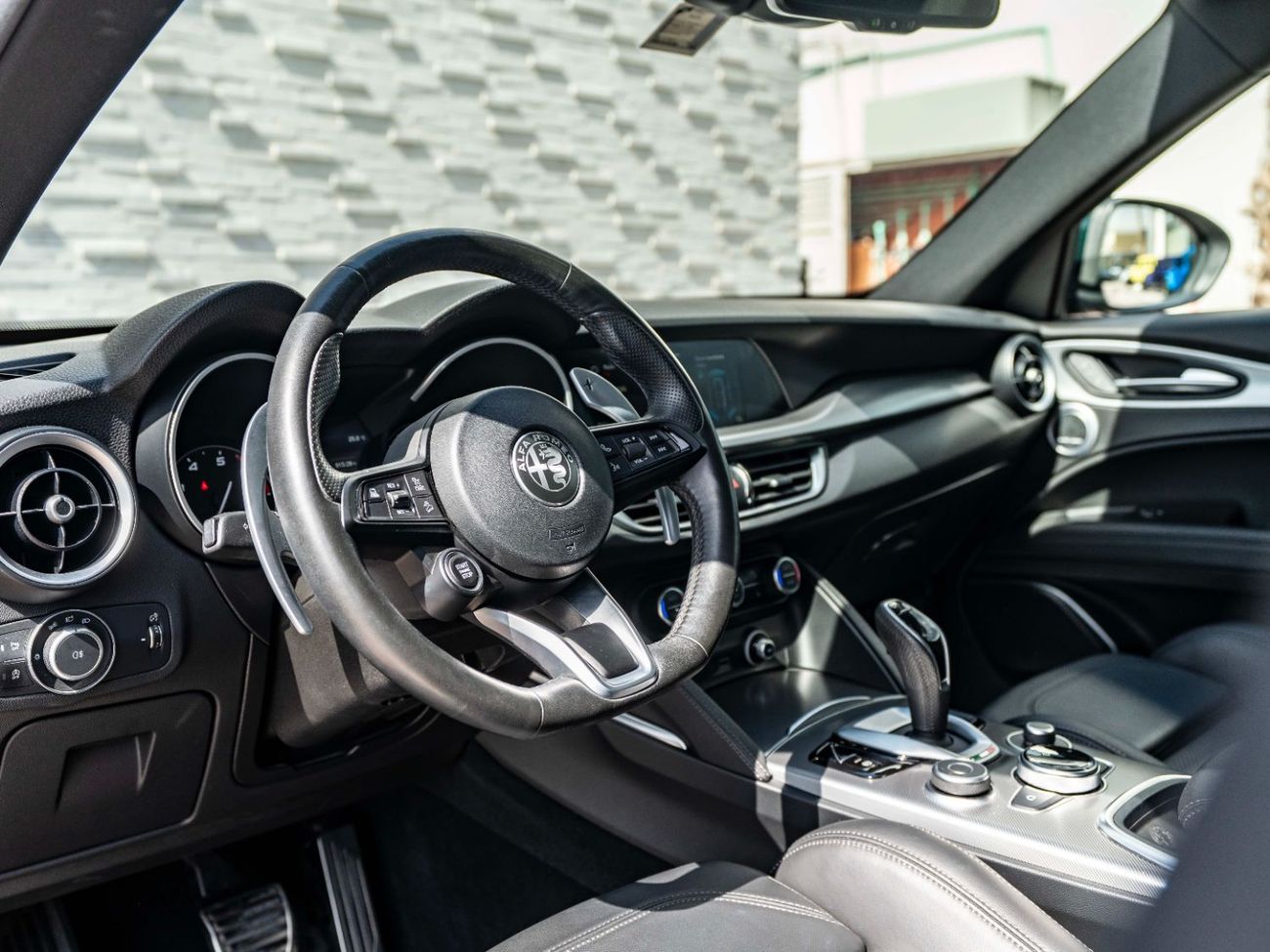 Alfa Romeo Stelvio Veloce 2.0L