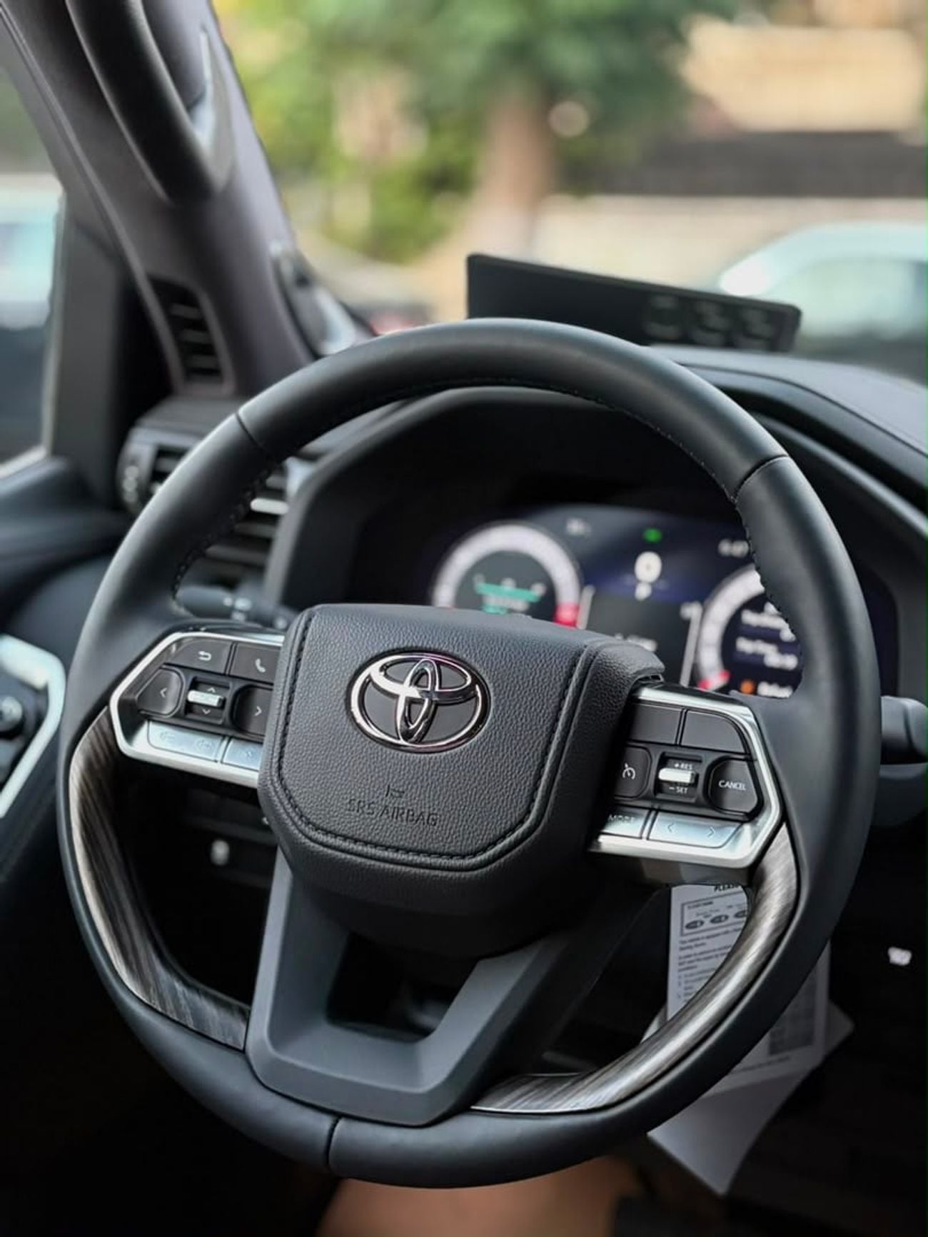 Toyota Hilux SR5 (NON GCC)