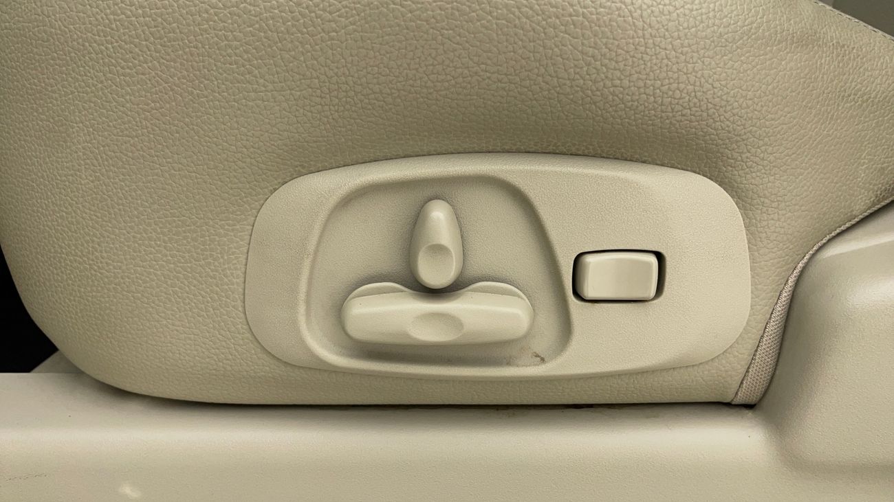 Mitsubishi Pajero GLS HIGHLINE 3.8 | Zero Down Payment | Home Test Drive