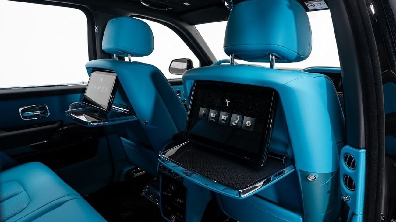 رولز رويس كولينان Black Badge - 2026 - GCC Specs - Under Warranty and Service Contract