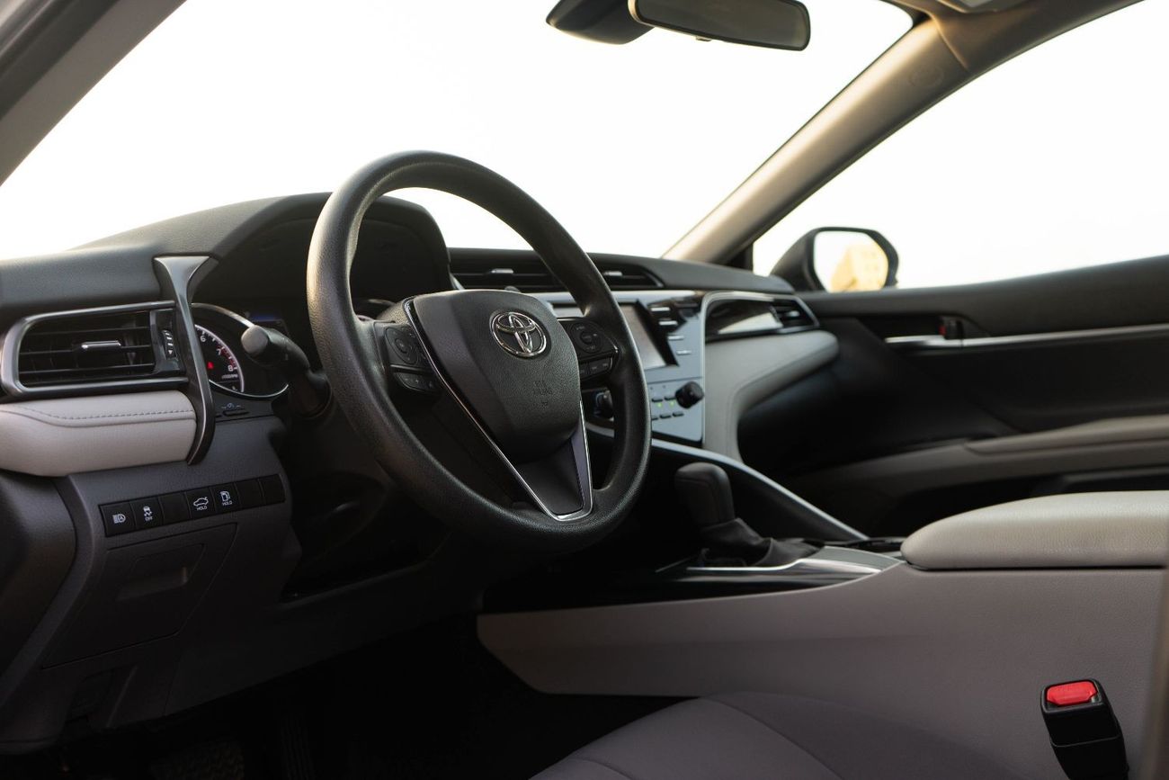 Toyota Camry LE,2.5CC, USA, EXCELLENT CONDITION