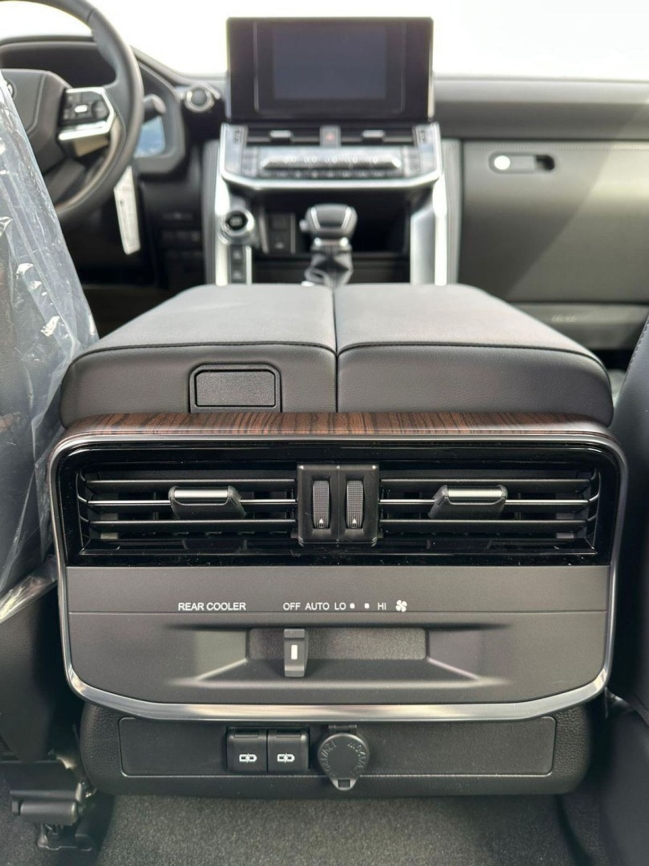 Toyota Land Cruiser 2025 Toyota Land Cruiser GXR 4.0L AT Petrol (High Option)