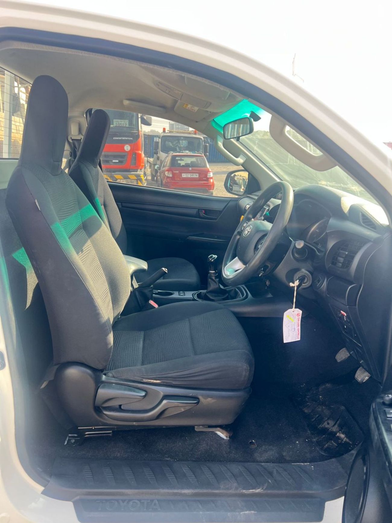 Toyota Hilux 2.8 LITER SINGLE CABIN DIESEL RIGHT HAND ONLY FOR EXPORT