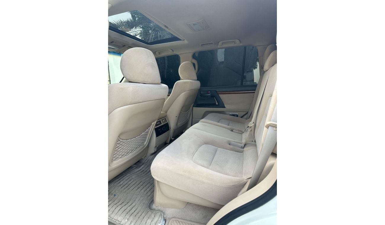 تويوتا لاند كروزر GXR 4.6L