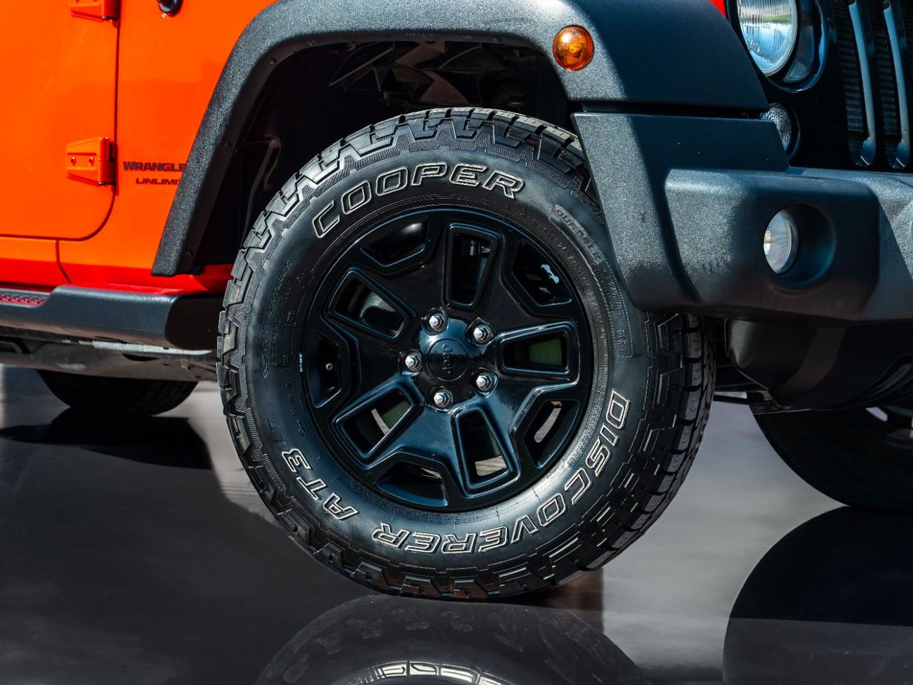 Jeep Wrangler Unlimited Sport 3.6L A/T