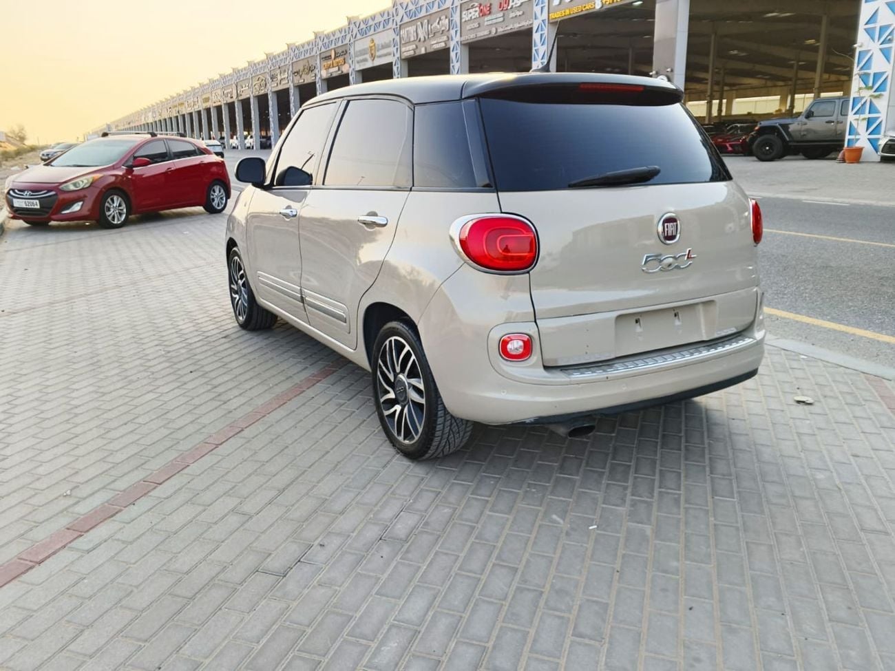 فيات 500L قيمة لا تُنافَس! فيات 500L موديل 2015 | حالة نظيفة جداً | واسعة واقتصادية – فقط 15,500 درهم!