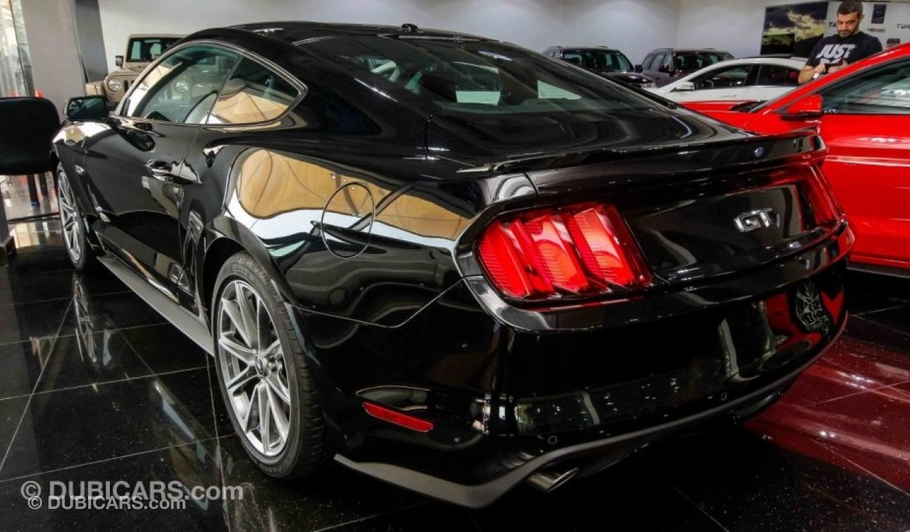 Ford Mustang GT PREMIUM+