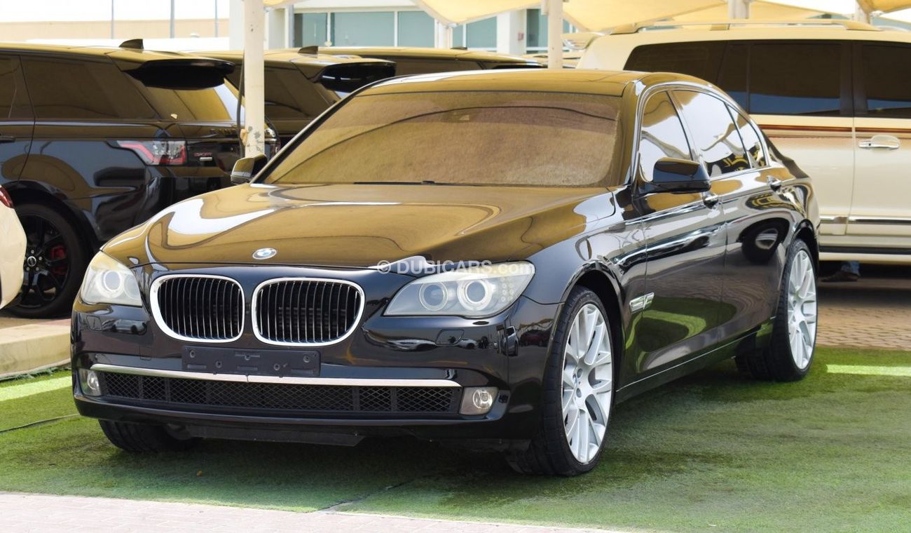 Used BMW 750Li LI 2011 for sale in Sharjah - 517868