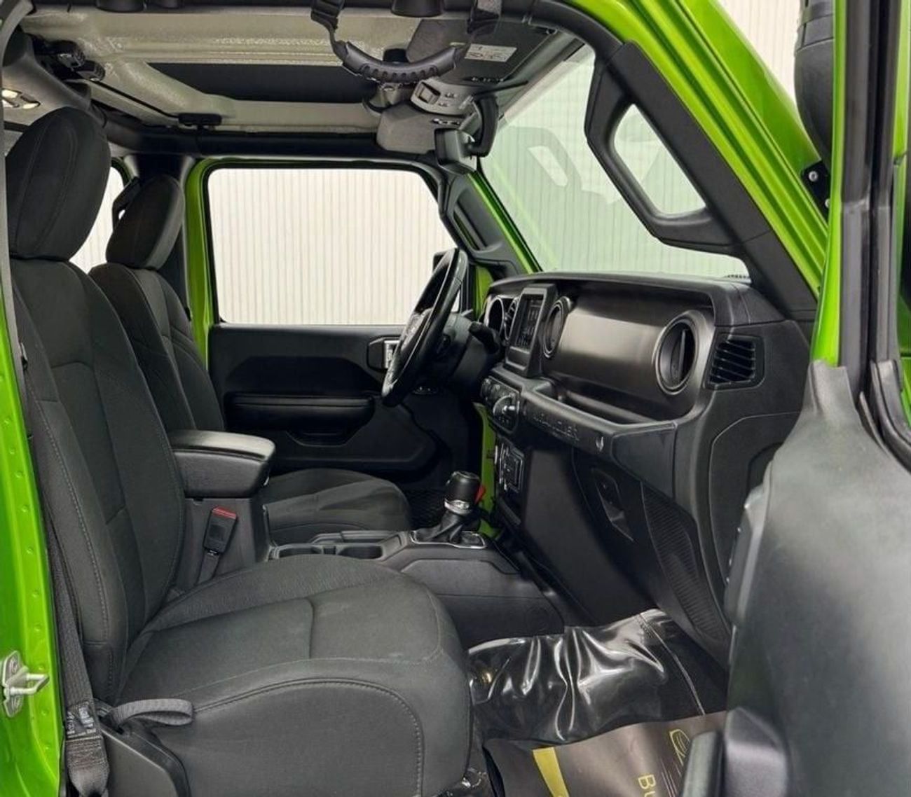 جيب واجونير 2019 Jeep Wrangler Sport, 1 Year Warranty +SP, Full Agency Service History, GCC