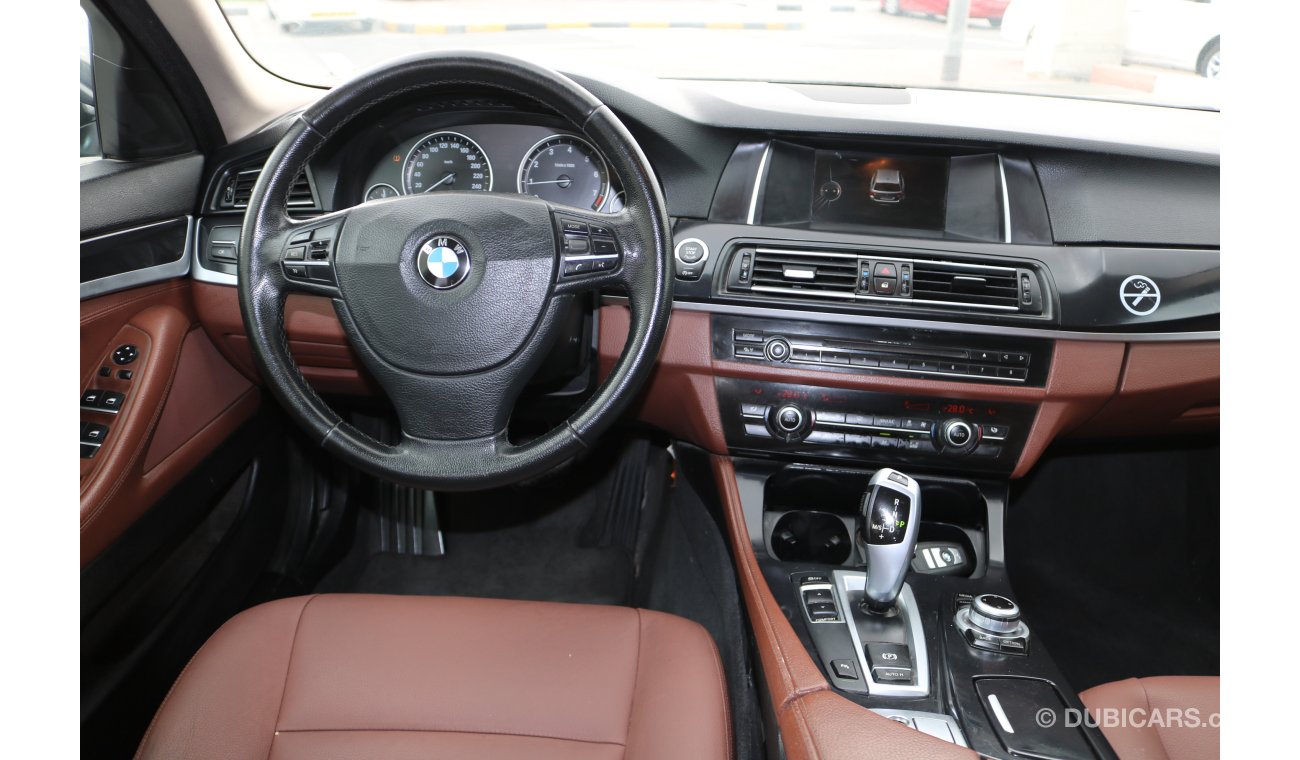 BMW 520 Gran Turismo FULLY AUTOMATIC STATION WAGON WITH GCC SPECS