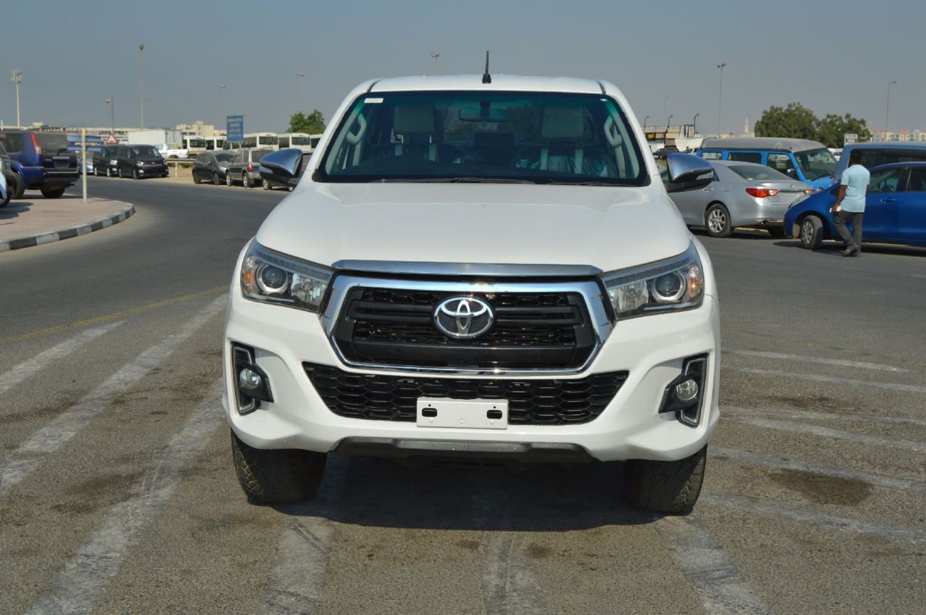Toyota Hilux Double cabin 2.8L, perfect inside and outside