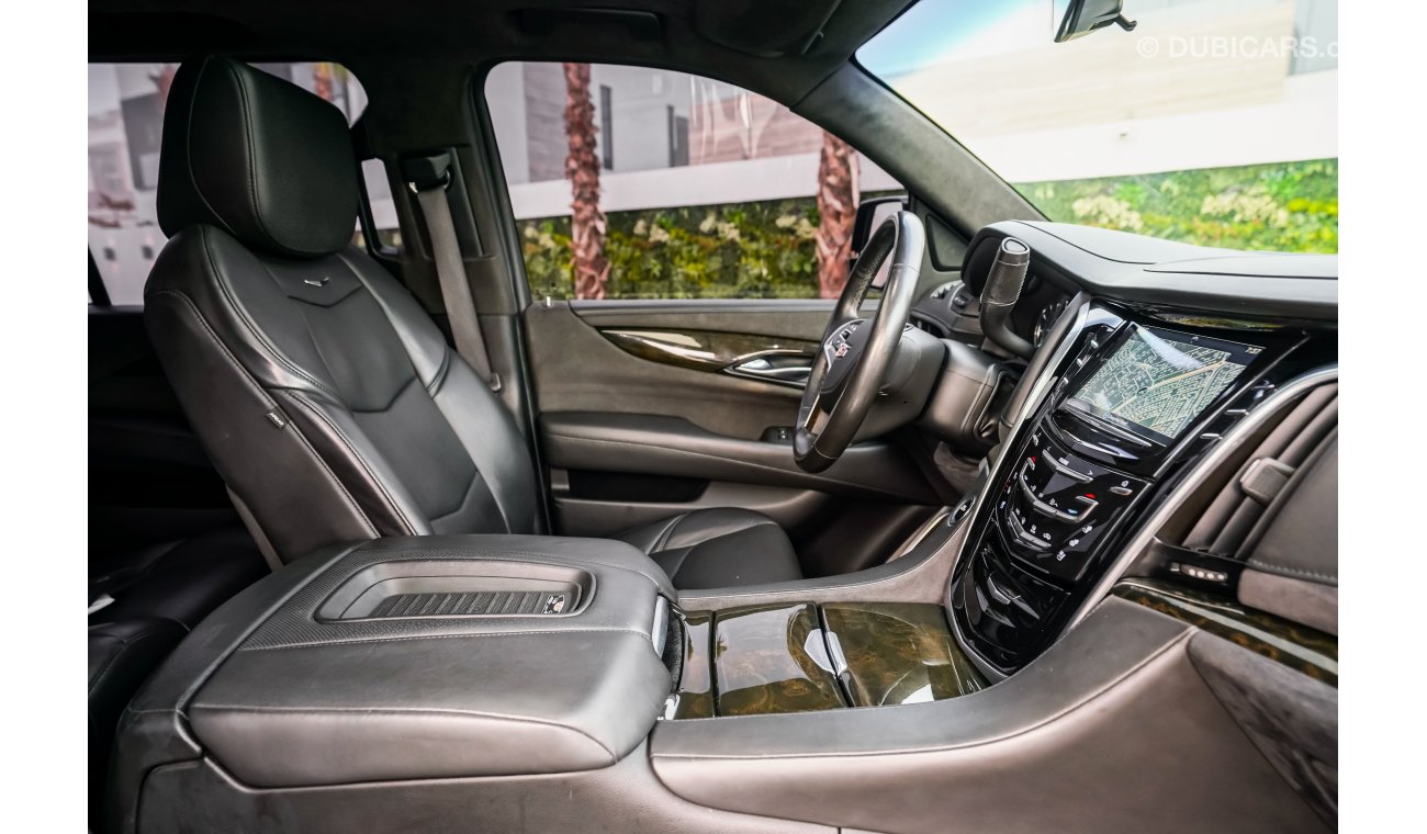 Cadillac Escalade Platinum ESV 6.2L | 4,698 P.M | 0% Downpayment | Full Option | Magnificent Condition!