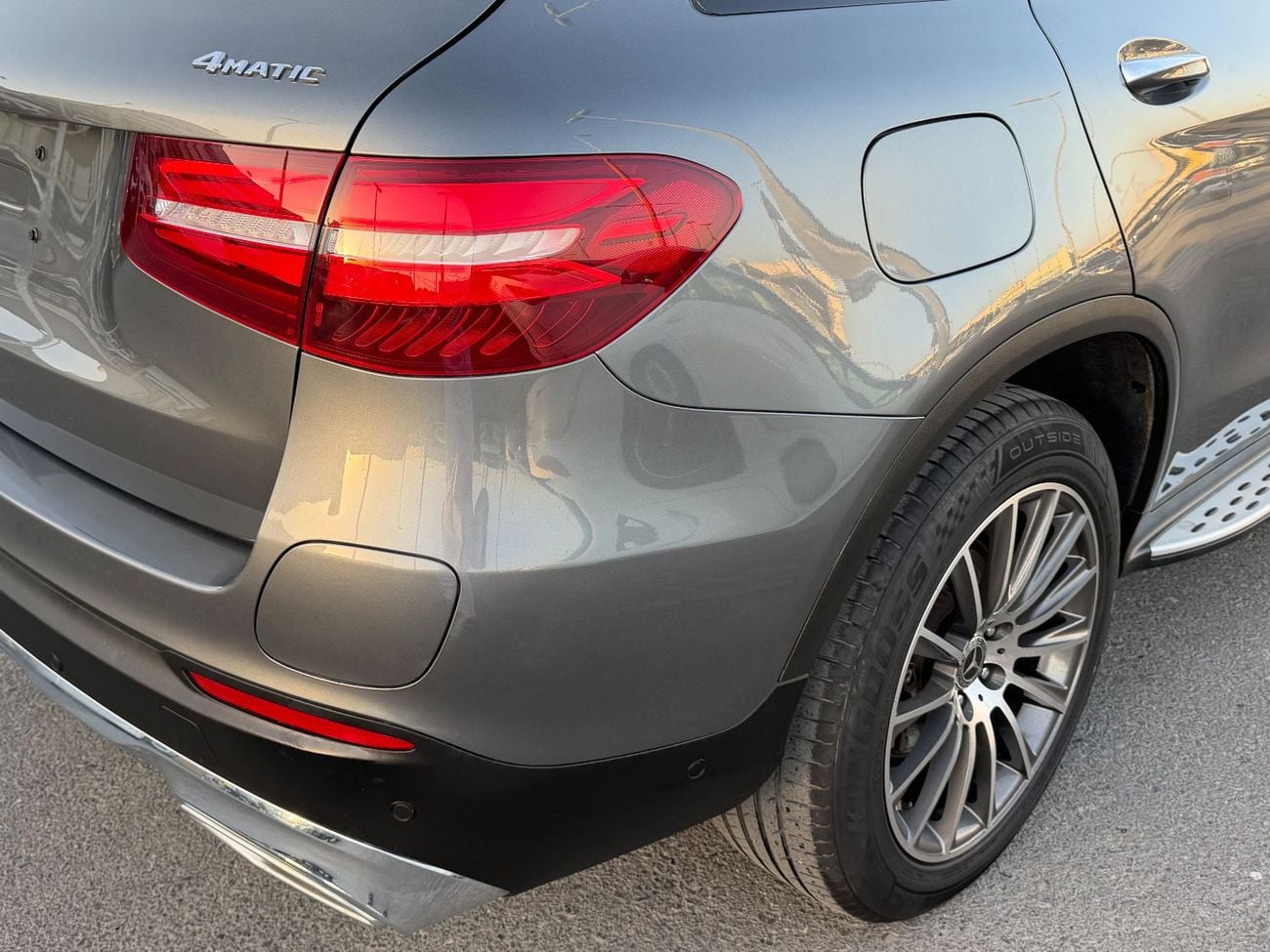 Mercedes Benz GLC350E 4MATIC