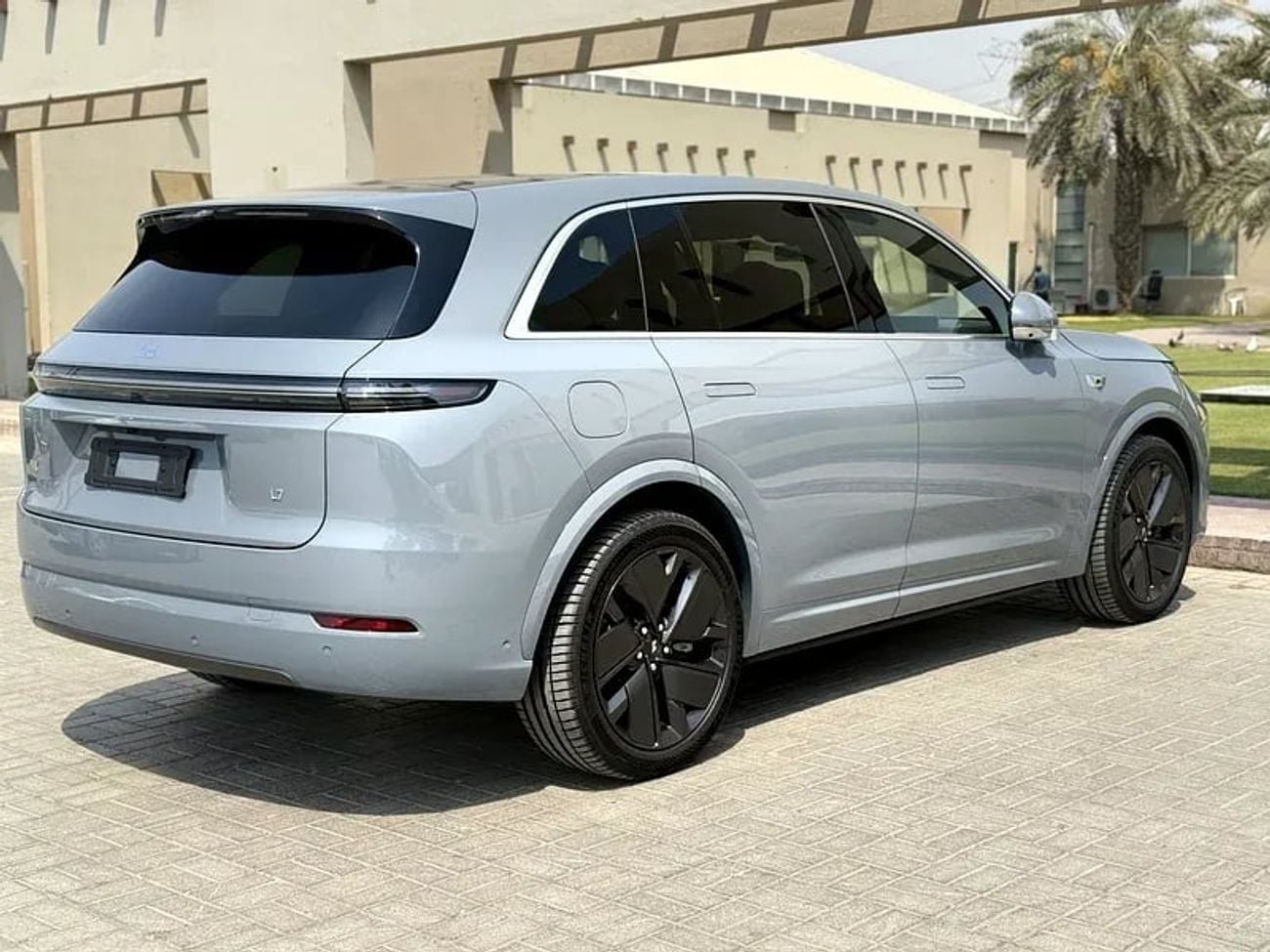 Li Auto L7 ULTRA