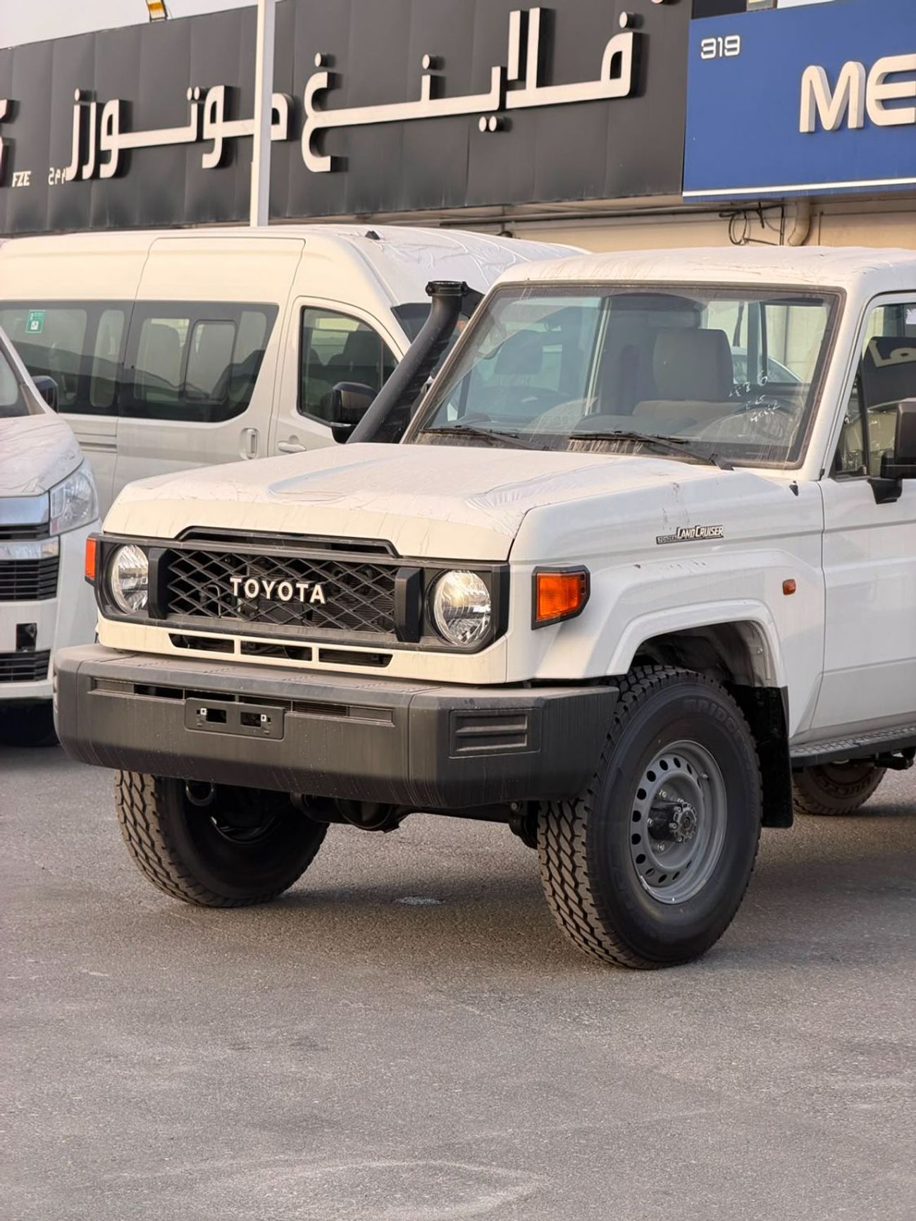 تويوتا لاند كروزر بيك آب VDJ 79 2.8L DIESEL V4 M/T SINGLE CABIN PICKUP
