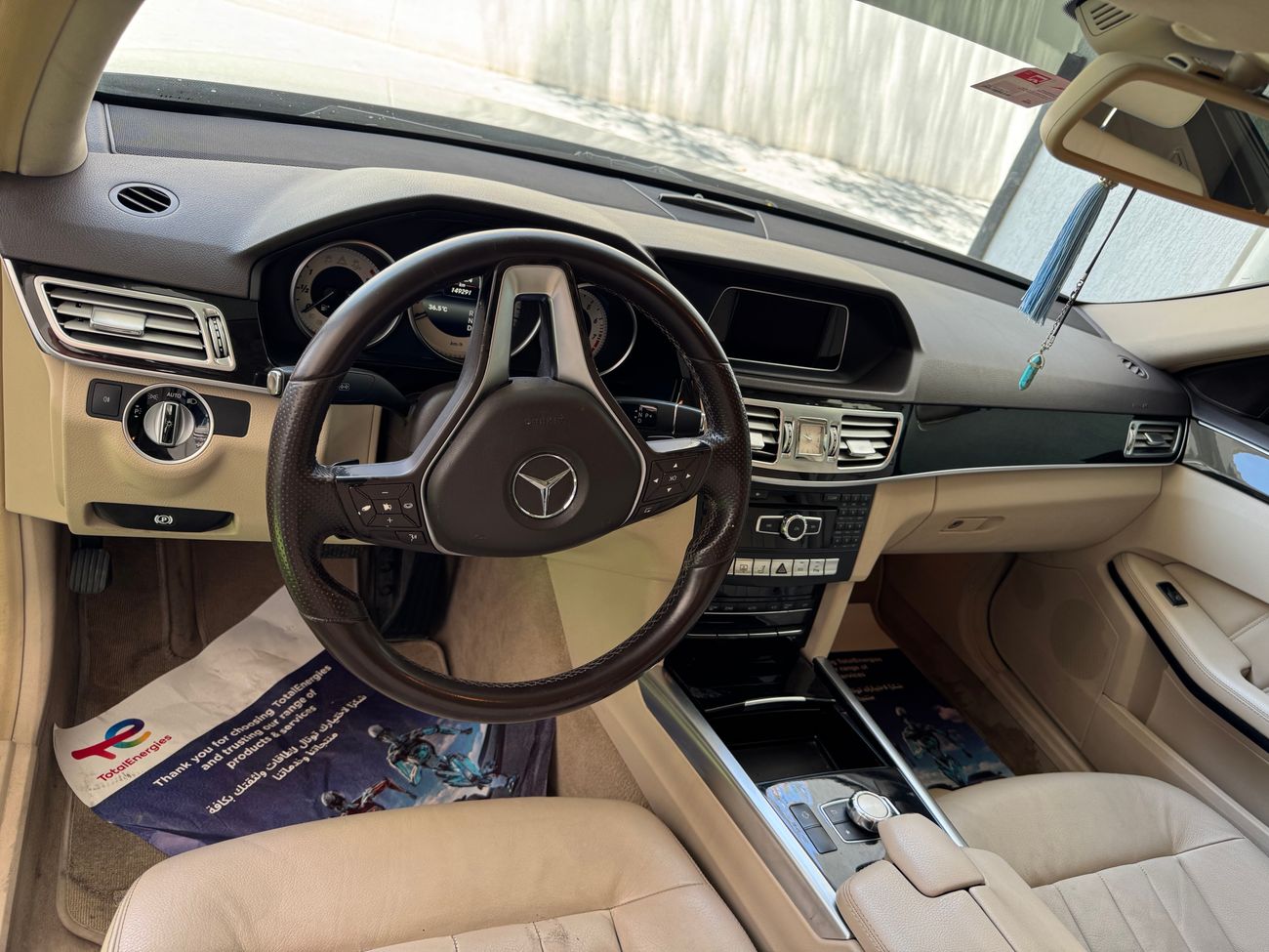 مرسيدس بنز E200