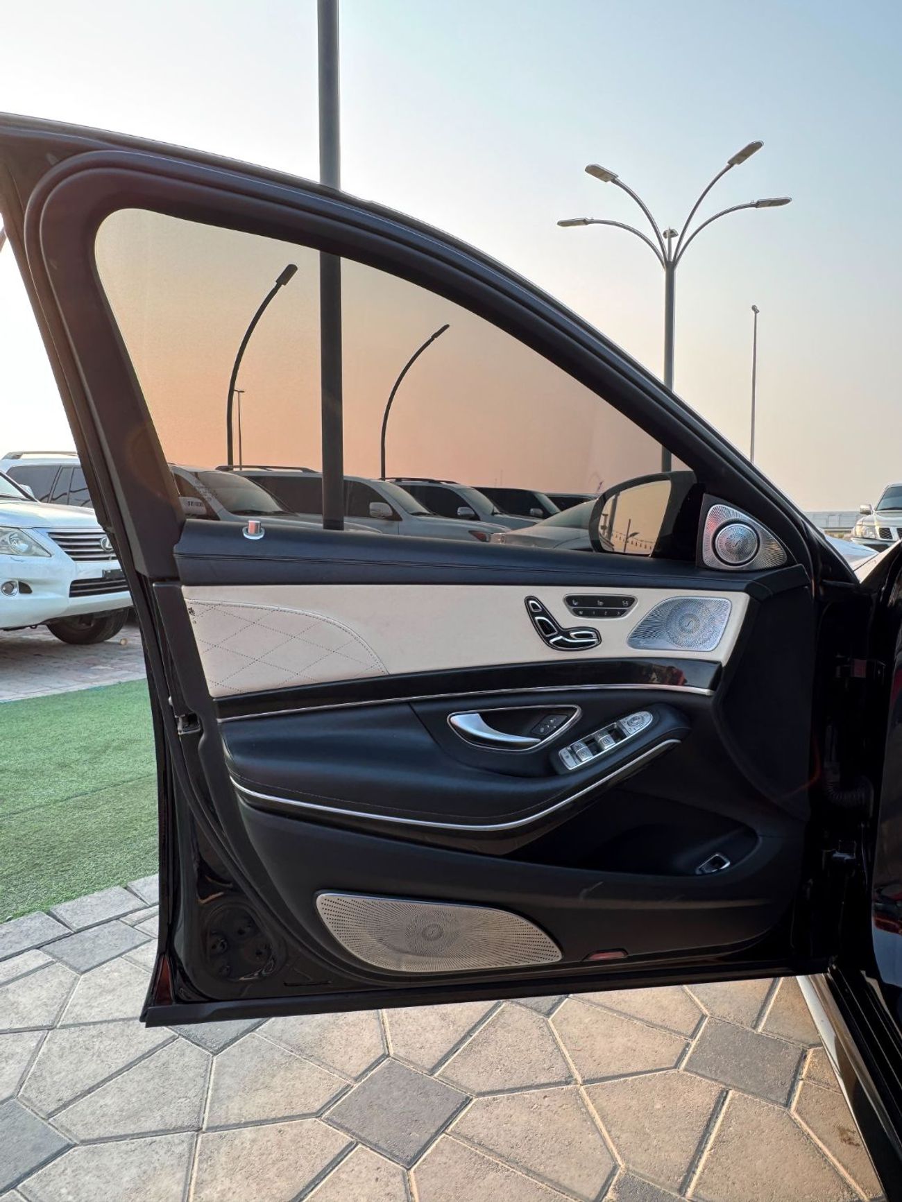 مرسيدس بنز S 550 STD