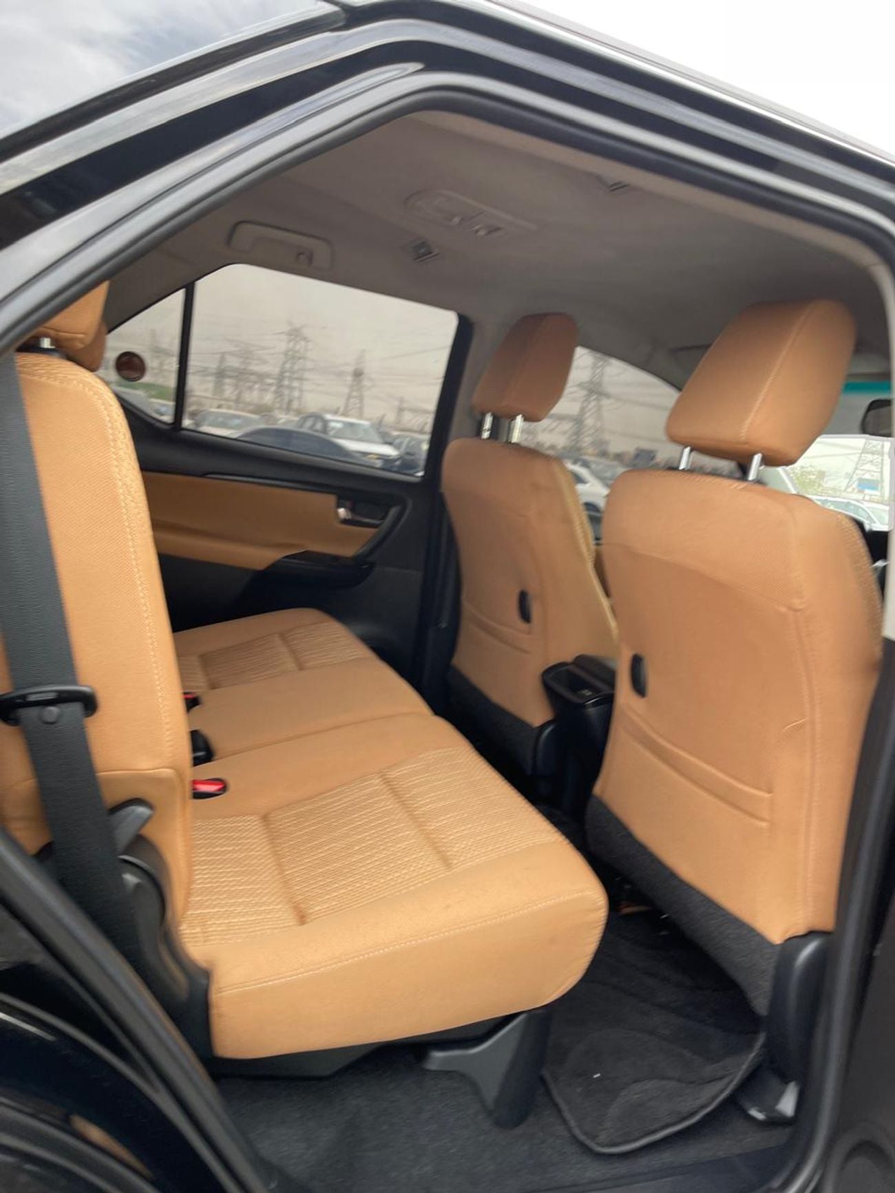 Toyota Fortuner EXR 2.7L (160 HP)