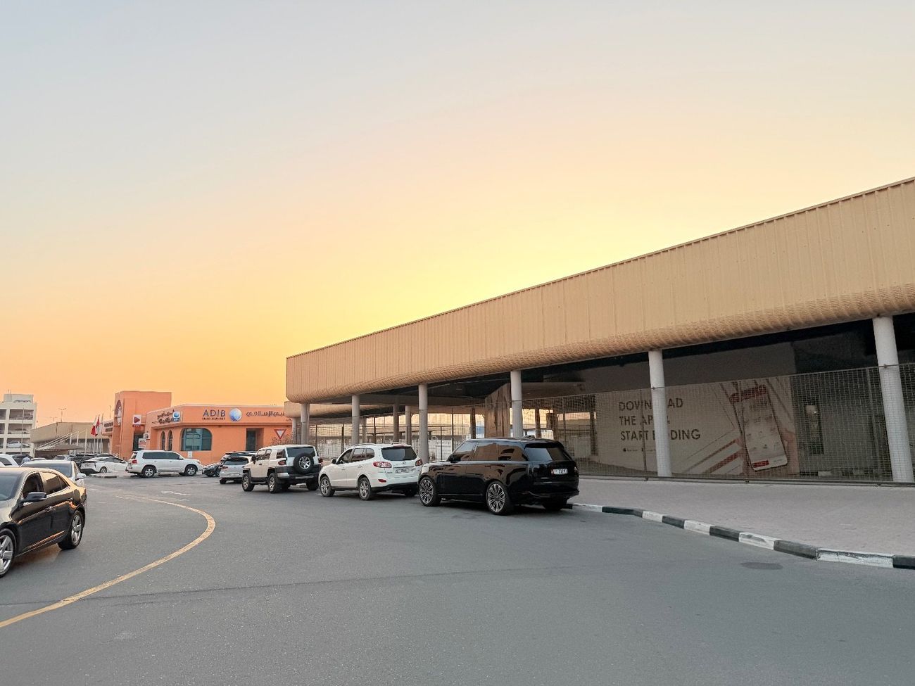 جيب رانجلر Sahara 3.6L A/T (5 Seater)