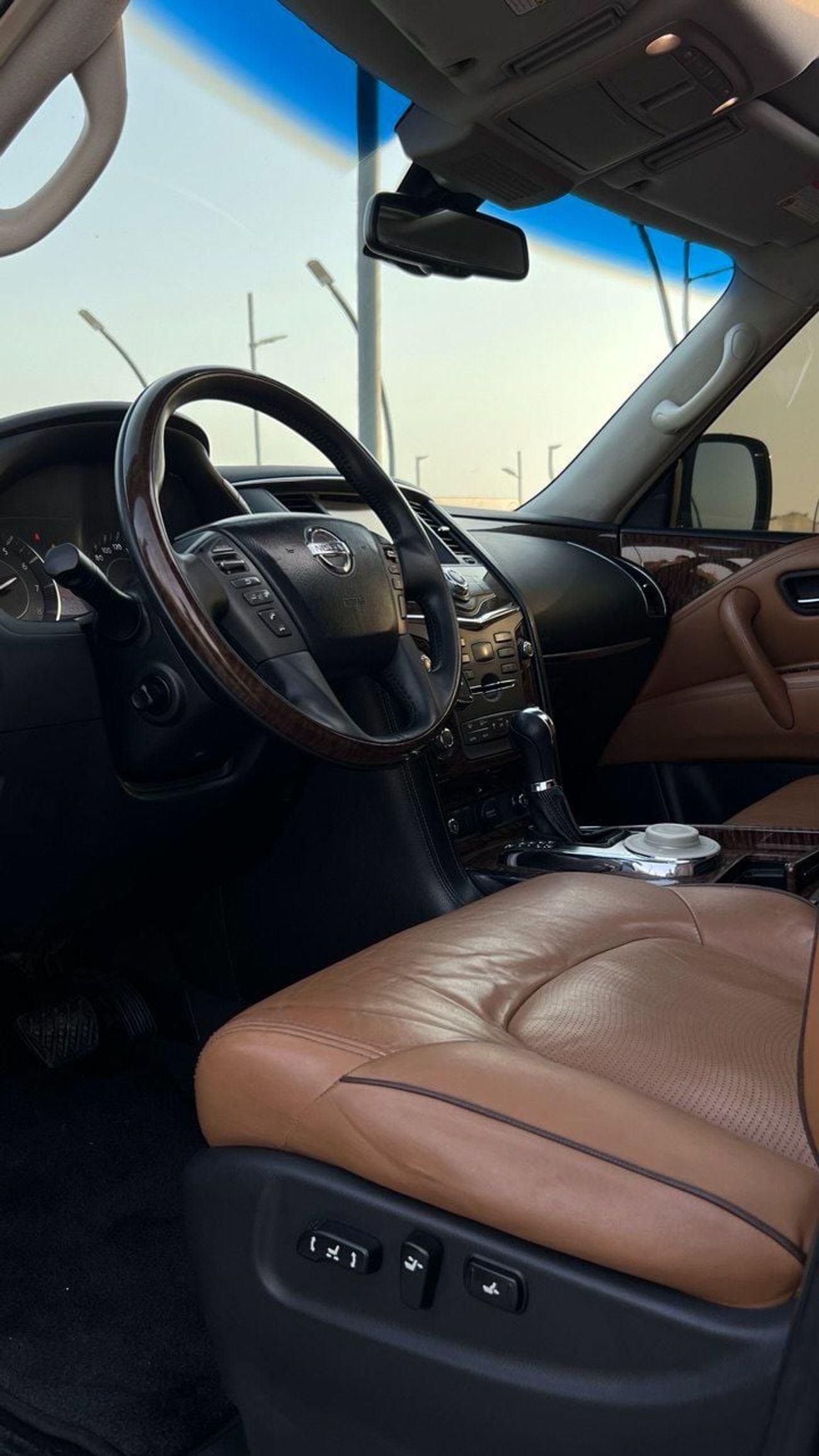 نيسان باترول LE Platinum 5.6L