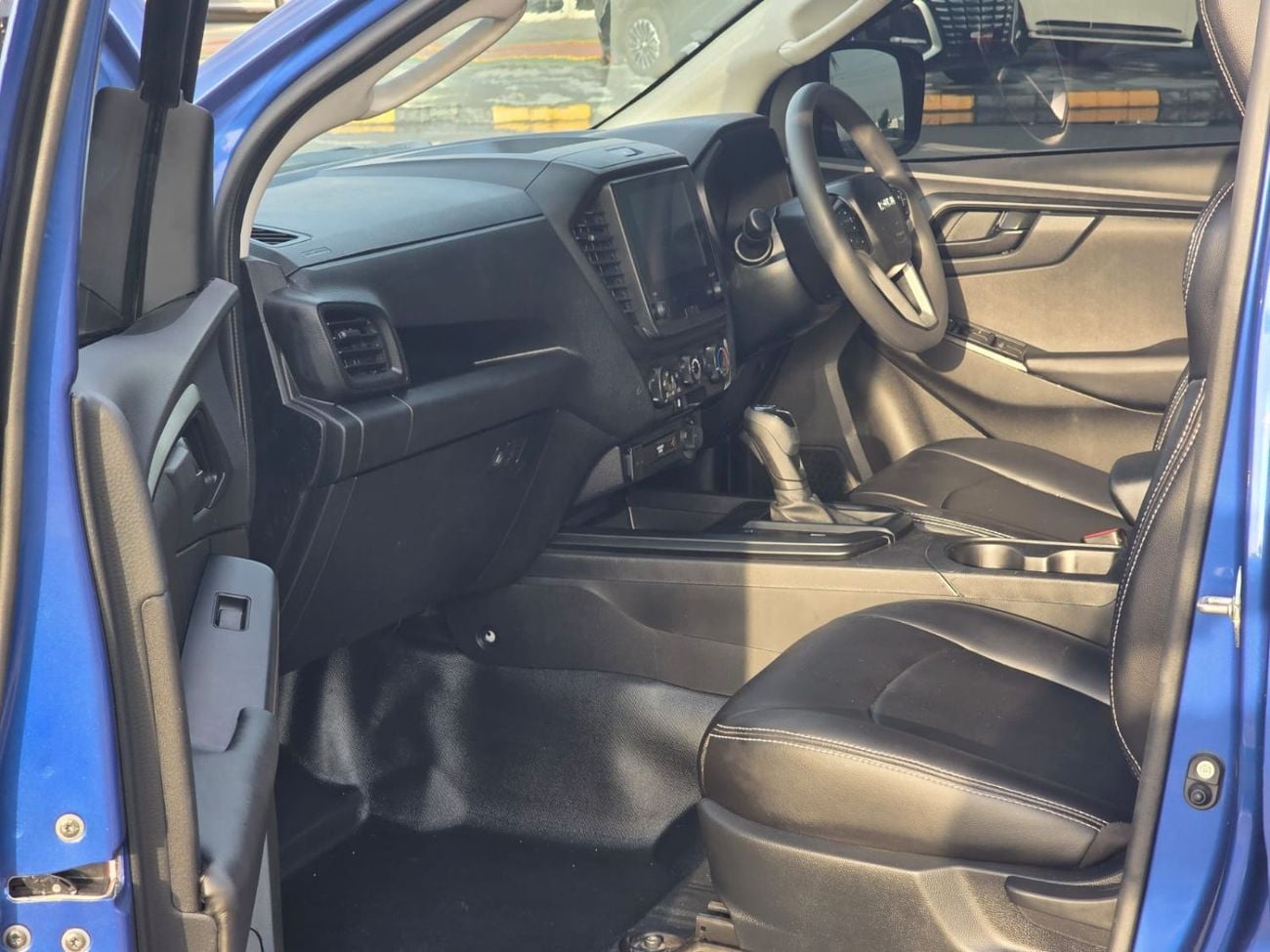 إيسوزو D ماكس -