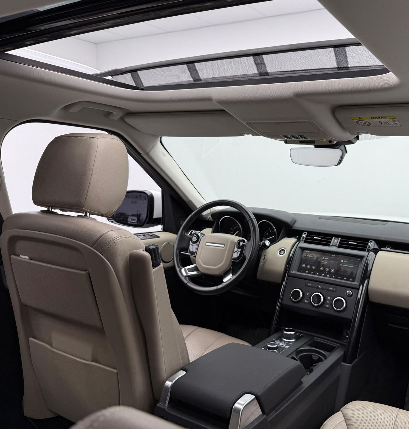 لاند روفر دسكفري 2020 Land Rover Discovery P340 Si6, 2026 Agency Warranty, Full Service History, GCC