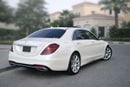 Mercedes Benz S560