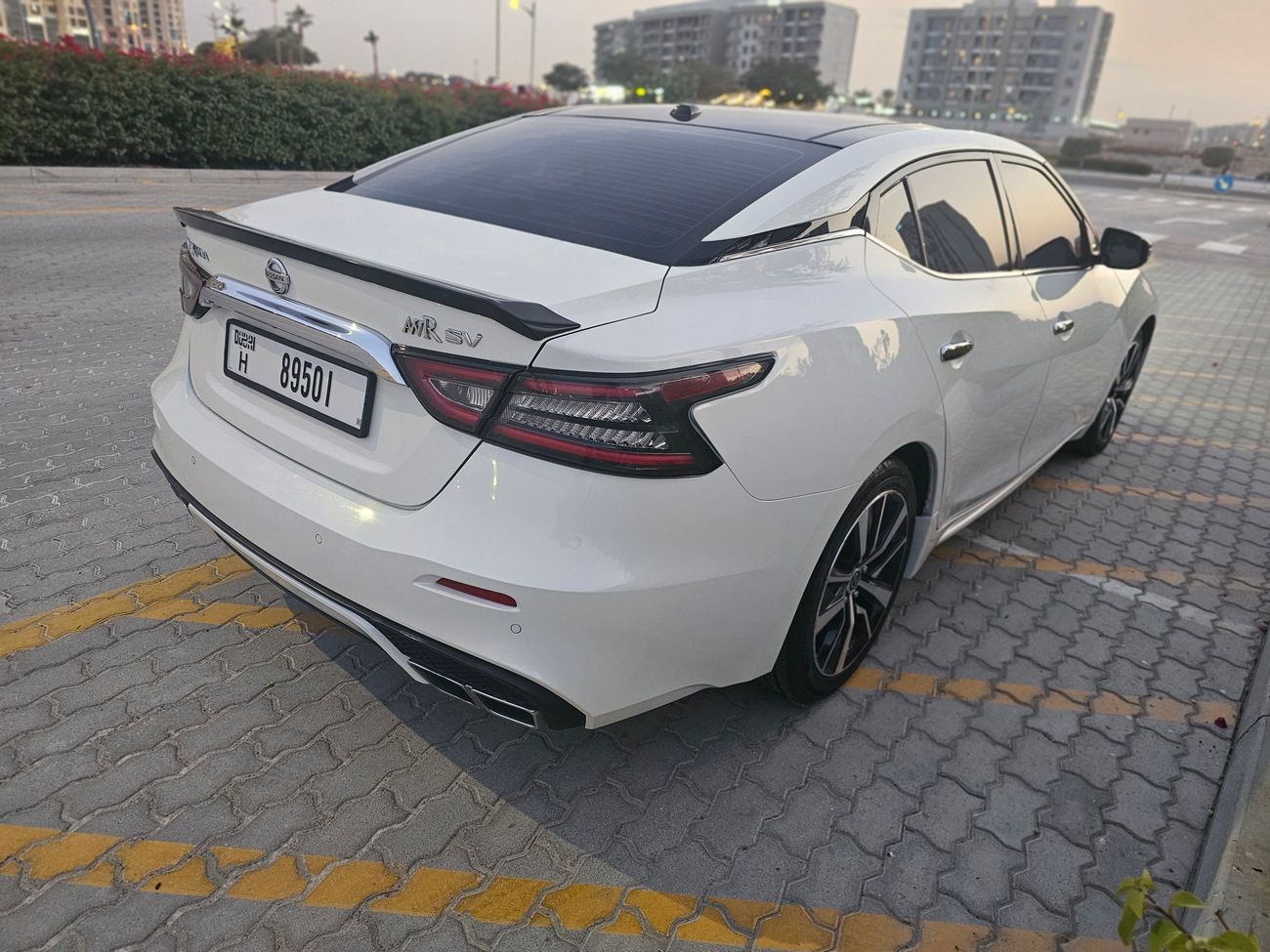 نيسان ماكسيما