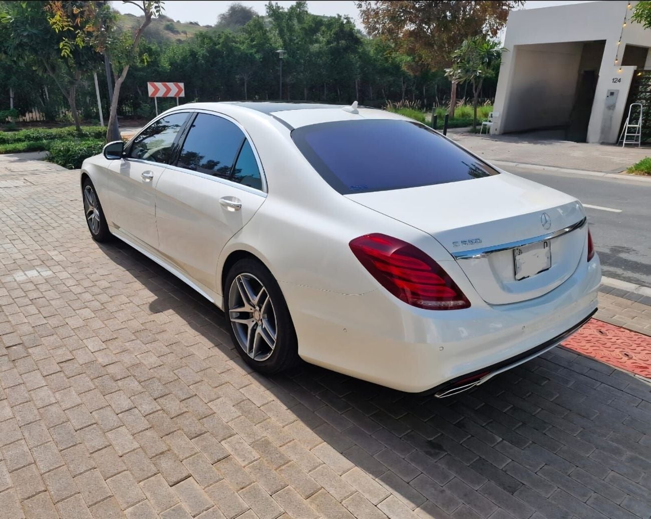 مرسيدس بنز S 550 amg